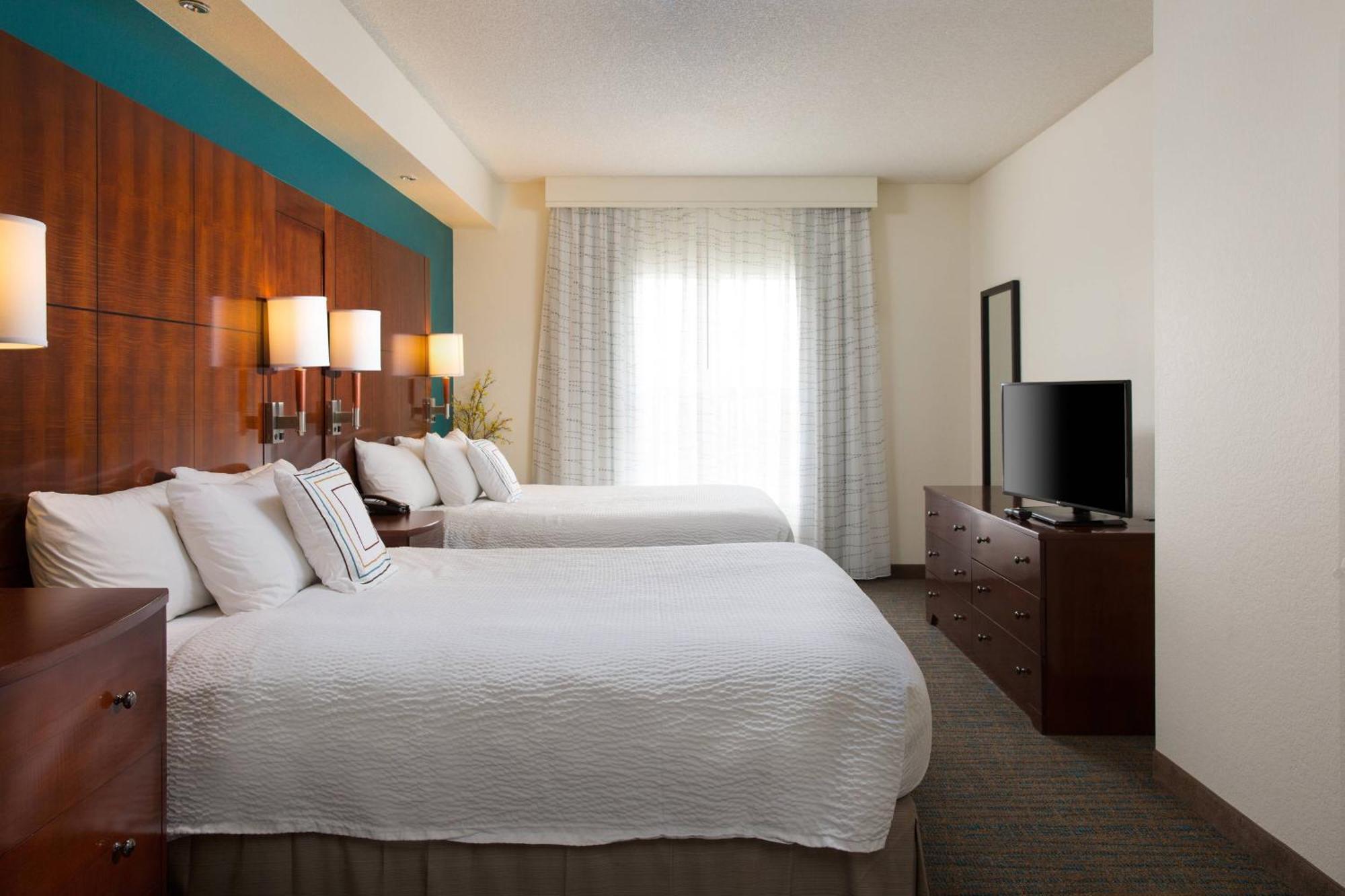 Airport Hotel