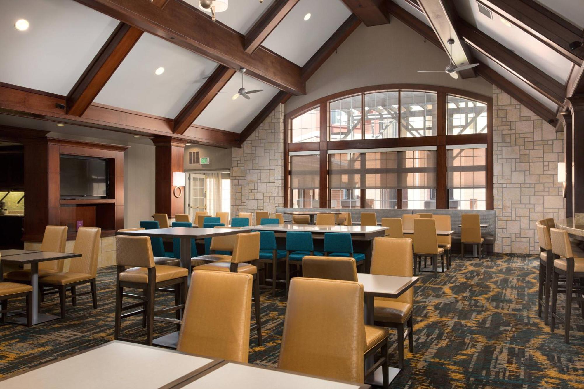 Hotel Airport Kansas City